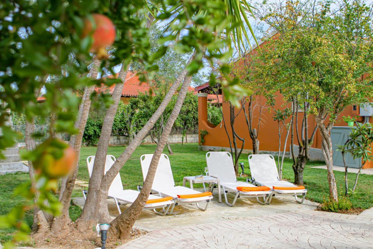 Navigator Villas - Houses Akharavi Extérieur photo