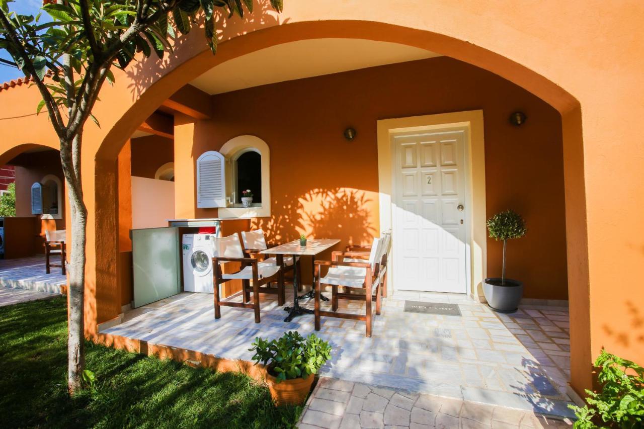 Navigator Villas - Houses Akharavi Extérieur photo